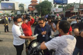 Kendaraan Melenggang Tanpa Pemeriksaan Suket Bebas Covid-19