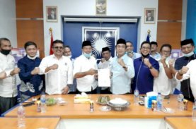 PAN Resmi Serahkan B1-KWK kepada Andi Utta-Andi Edy