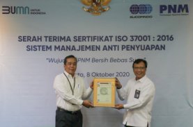 Sucofindo Serahkan Sertifikat SNI ISO 37001:2016 Kepada PNM