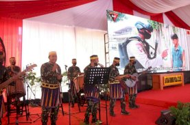 Tenri Betta Perkusi Batalyon C Semarakkan Puncak HUT Brimob Ke-75