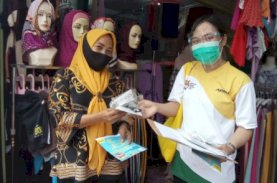 Asparindo Bersama Adira Bagi Masker kepada Pedagang