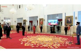 Jokowi Lantik Menteri dan Wamen Baru Kabinet Indonesia Maju