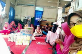 Perempuan Golkar Maros Beri Bantuan Sembako ke Panti Asuhan