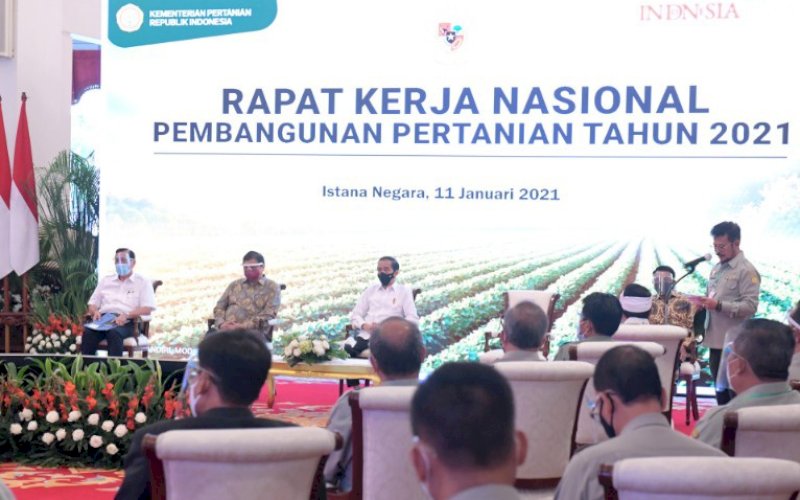 RAKERNAS. Menteri Pertanian, Syahrul Yasin Limpo, memberikan sambutan pada pembukaan Rapat Kerja Nasional (Rakernas) Pembangunan Pertanian Tahun 2021 yang dibuka Presiden Joko Widodo di Istana Negara, Jakarta, Senin (11/1/2021). foto: bpmi setpres