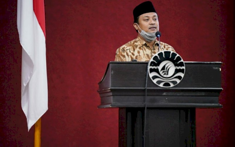KONFERENSI PGRI. Wakil Gubernur Sulsel, Andi Sudirman Sulaiman, membuka secara resmi Konferensi Kerja Provinsi I Tahun 2021 PGRI Sulsel Masa Bakti 2019-2024 di Lantai 3 Menara Pinisi UNM, Sabtu (6/2/2021). foto: humas pemprov sulsel
