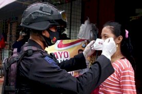 Tak Kenal Libur, Brimob Bone Tetap Kerja Melawan Covid-19
