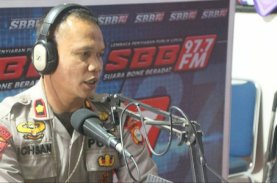Danyon Brimob Bone Ajak Warga Bersama Lawan Covid-19