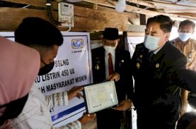 831 Unit Rumah Warga Miskin di Wajo Kini Dialiri Listrik