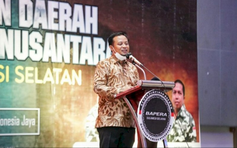 PELANTIKAN. Plt Gubernur Sulsel, Andi Sudirman Sulaiman, menghadiri saat acara Pelantikan Pengurus DPD Bapera Provinsi Sulsel di Hotel Four Point By Sheraton Makassar, Senin (29/3/2021) malam. foto: humas pemprov sulsel