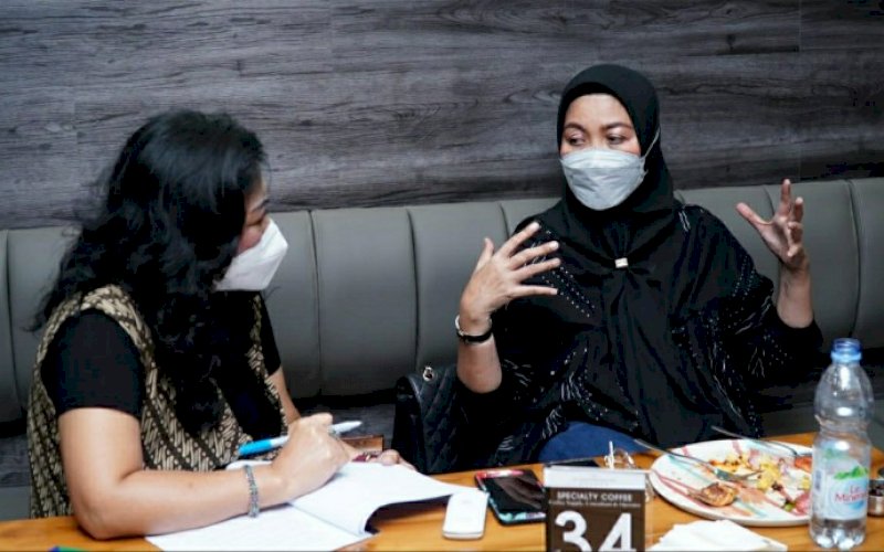 Herfida Attas (kanan). foto: istimewa