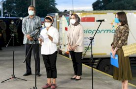 Sambut Kedatangan Vaksin AstraZeneca, Menlu: Buah Kerja Sama Multilateral