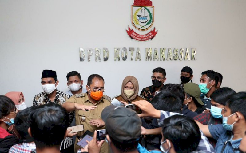 Wali Kota dan Wakil Wali Kota Makassar, Moh Ramdhan Pomanto-Fatmawati Rusdi. foto: humas pemkot makassar