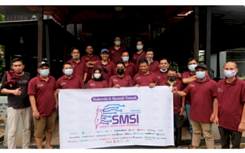 Jajaran Pengurus SMSI Sulsel. foto: smsi