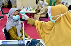 Vaksinasi Covid-19 untuk Pelayan Publik Dimulai