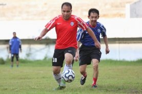 Danny Perkuat Tim Sepak Bola Wali Kota Lawan Legenda PSM