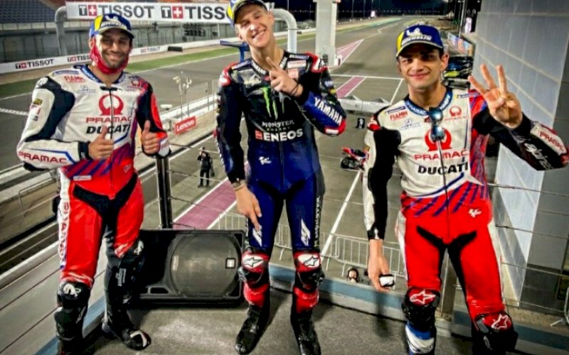 PODIUM. Pembalap Monster Energy Yamaha, Fabio Quartararo, tampil sebagai juara MotoGP Doha 2021 yang&nbsp;digelar di Sirkuit Losail, Senin (5/4/2021) dini hari. foto: twitter @motogp