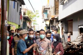 Plt Gubernur Sulsel Sisir Lokasi Kebakaran Padat Penduduk di Tinumbu