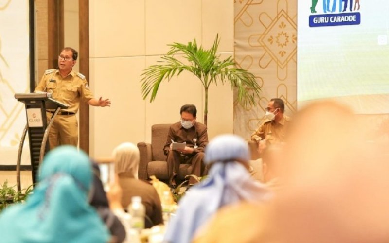 PEMBICARA. Wali Kota Makassar, Moh Ramdhan Pomanto, menjadi pembicara dalam rakor Dewan Pendidikan Makassar di Hotel Claro Makassar, Selasa (25/5/2021). foto: humas pemkot makassar