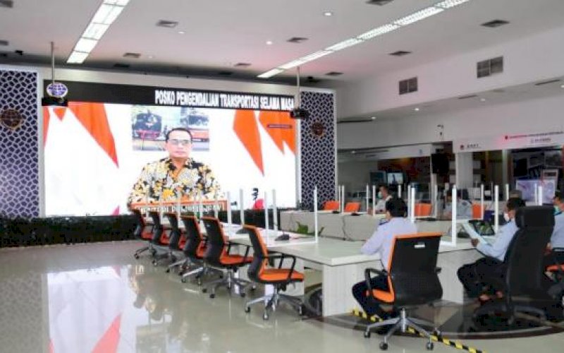 PEMBUKAAN. Menhub, Budi Karya Sumadi, saat membuka Posko Terpadu Pengendalian Transportasi di Masa Mudik Idulfitri 1442 H/2021, Kamis (6/5/2021). foto: humas kemenhub