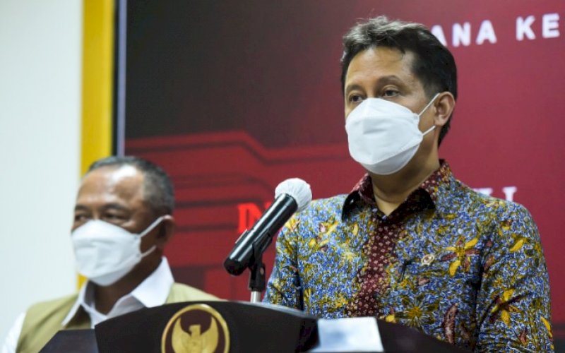 BERI KETERANGAN. Menteri Kesehatan, Budi Gunadi Sadikin, memberikan keterangan pers usai Rapat Terbatas, di Kantor Presiden, Jakarta, Senin (31/05/2021) sore. foto: humas setkab