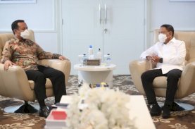 Plt Gubernur Sulsel Temui Menpora Bahas Pembangunan Stadion Mattoanging