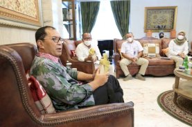 Bulog Perkenalkan Beras Fortivit di Depan Wali Kota Makassar