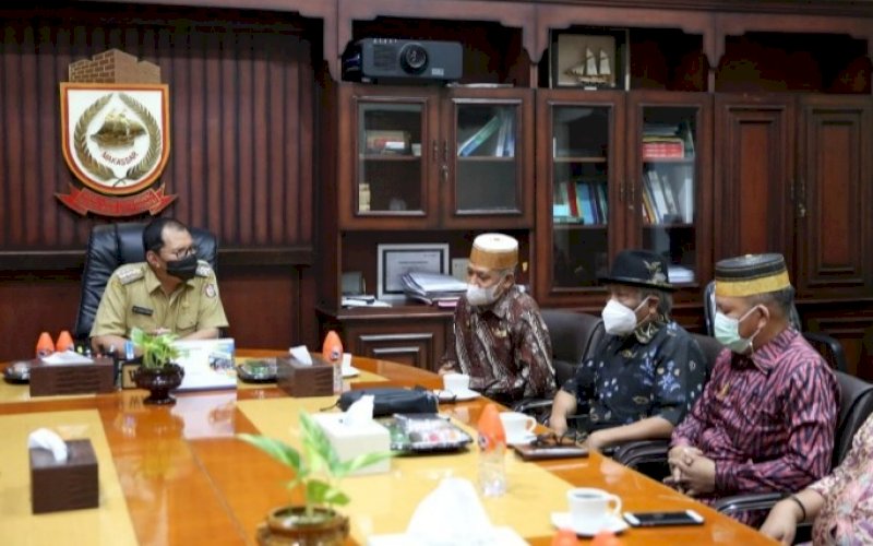 SILATURAHMI. FSKN Provinsi Sulsel menemui Wali Kota Makassar, Moh Ramdhan Pomanto di Balai Kota Makassar, Senin (21/6/2021). foto: humas pemkot makassar