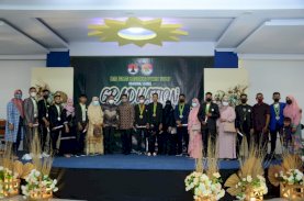 SMA ICSY Wisuda Angkatan II dan III