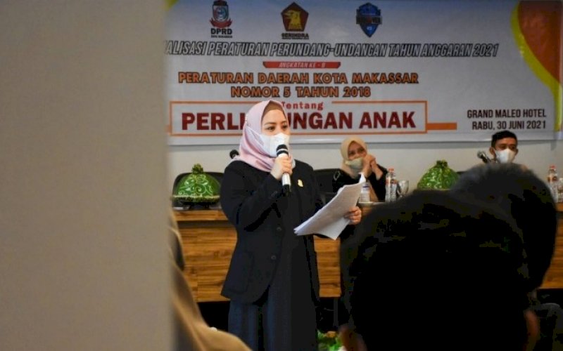 SOSIALISASI PERDA. Anggota DPRD Kota Makassar, Nunung Dasniar, menggelar sosialisasi Perda nomor 5 tahun 2018 tentang Perlindungan Anak di Hotel D&rsquo;Maleo Makassar, Rabu (30/6/2021). foto: istimewa