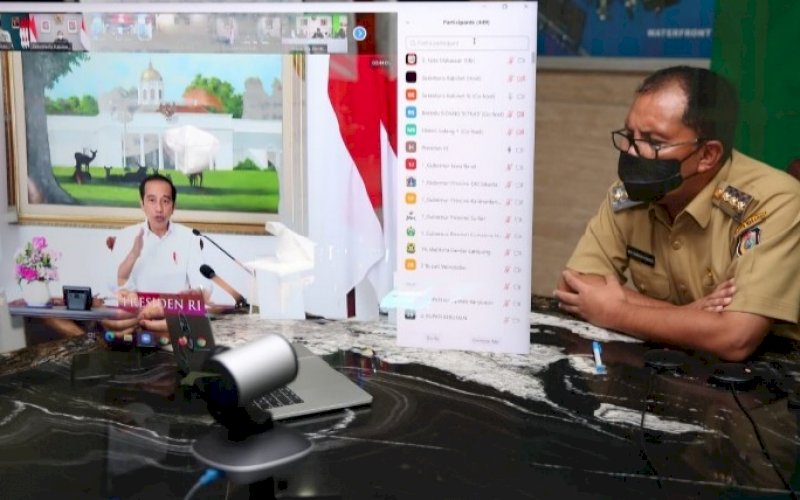 PERTEMUAN VIRTUAL. Wali Kota Makassar Moh Ramdhan Pomanto mengikuti pertemuan virtual bersama Presiden RI Joko Widodo, Senin (19/7/2021). foto: istimewa