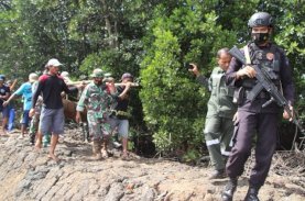 Evakuasi Bom Pesawat di Bone Berjalan Dramatis