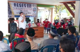 Ari Ashari Terima Curhat Soal Zonasi Sekolah