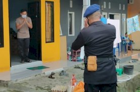 Brimob Gandeng Baznas Bone Salurkan Bantuan untuk Personel yang Isolasi Mandiri