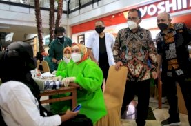 Pemkot Makassar Vaksinasi 100 RT Per Hari