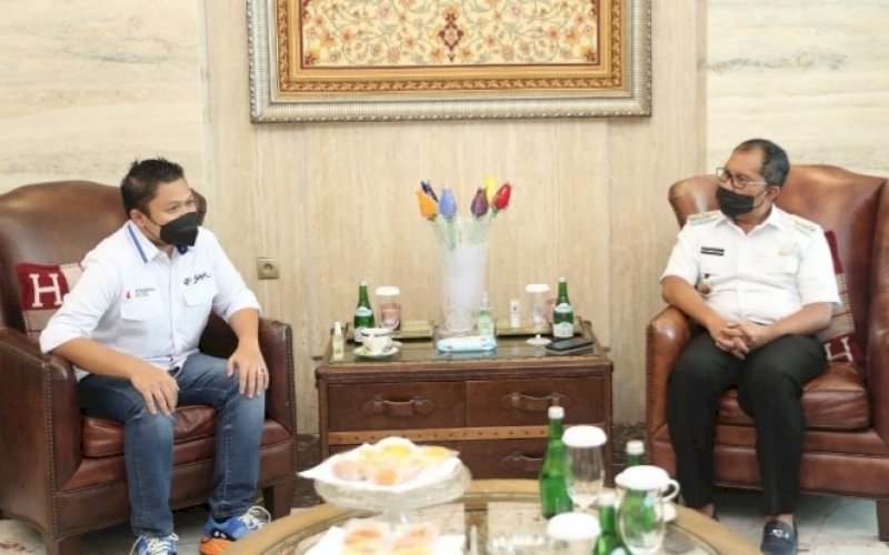 AUDIENSI. Wali Kota Makassar, Moh Ramdhan Pomanto, menerima kunjungan audiensi Direksi Perseroda Sulsel di kediaman pribadinya, Jl Amirullah, Kota Makassar, Rabu (8/9/2021). foto: istimewa