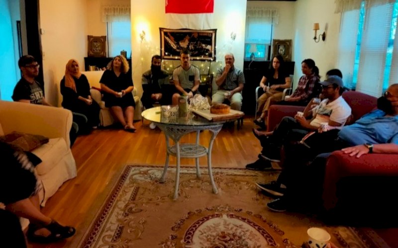 INDONESIAN NIGHT. Suasana 'Indonesian Night' yang digelar Mahasiswa dan pengajar di Hartford Seminary, Connecticut, Amerika, asal Indonesia, Jumat (10/9/2021). foto: istimewa