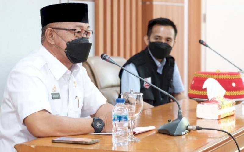 SILATURAHMI. Wakil Bupati, Abd Rauf Malaganni, menerima kedatangan Tim Aksi Cepat Tanggap (ACT) Sulsel di Ruang Rapat Bupati Gowa, Kamis (16/9/2021). foto: istimewa