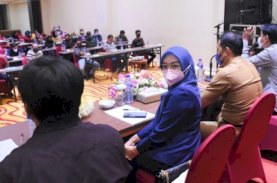 Budi Hastuti Sosialisasikan Perda Retribusi Perizinan Tertentu