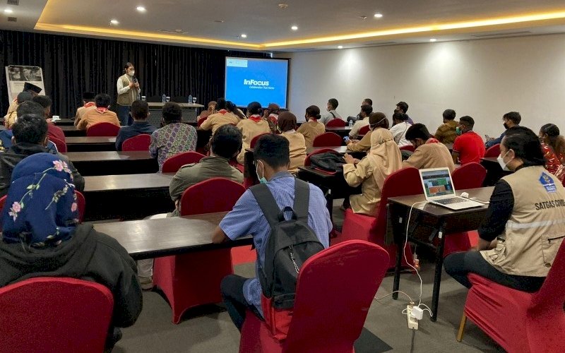 PENINGKATAN KAPASITAS. Sebanyak 123 relawan dari berbagai lembaga mendapatkan peningkatan kapasitas dalam rangka persiapan PON XX Papua 2021 di Kota Jayapura, Papua, Jumat (24/9/2021). foto: istimewa