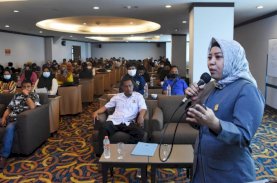 Nunung Dasniar Ajak Masyarakat Perhatikan Lingkungan Hidup