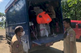 Angin Puting Beliung Landa Barru, Dinsos Sulsel Salurkan Bantuan Logistik