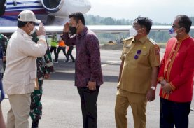 Andi Iwan Aras Sambut Kedatangan Menhan di Tana Toraja