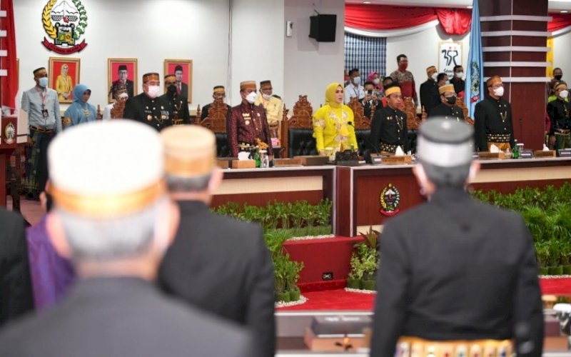 HUT SULSEL. Suasana sidang paripurna pelaksanaan 352 tahun Sulsel di Gedung DPRD Sulsel, Selasa (19/10/2021). foto: istimewa