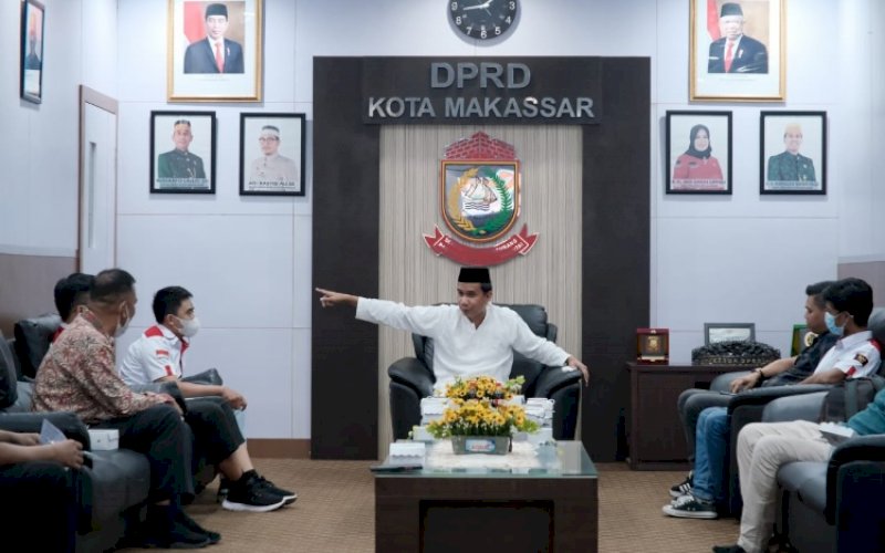 AUDIENSI. Ketua DPRD Kota Makassar, Rudianto Lallo, memerima kunjungan pengurus Lembaga Anti Korupsi Nasional (LAKIN), Jumat (22/10/2021). foto: istimewa
