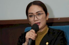 Debbie Rusdin Konsultasi Publik Ranperda Transformasi Perpustakaan