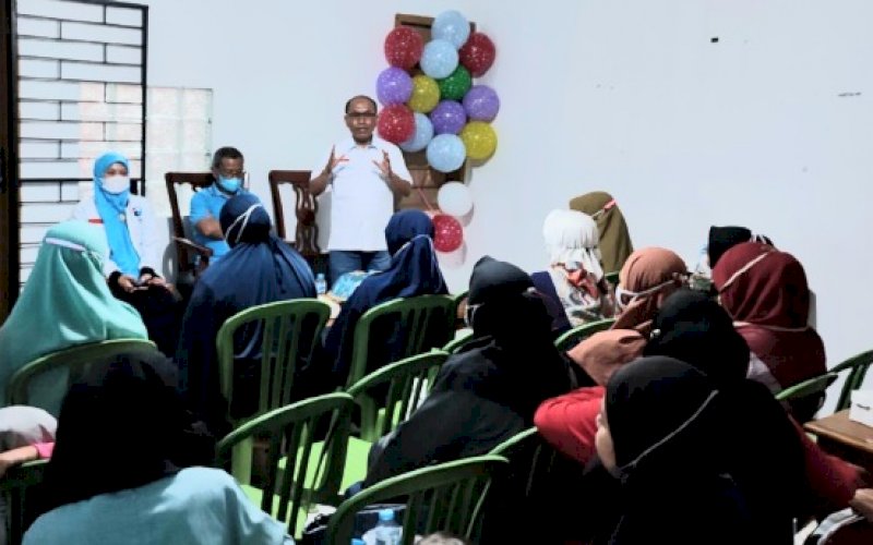 LAUNCHING. Sekretaris Umum Gelora Sulsel, Mudzakkir Ali Djamil, pada launching Gerakan 'Gelorakan Gen 170' tingkat Sulsel di Kantor DPW Gelora Sulsel, Rabu (22/12/2021). foto: istimewa