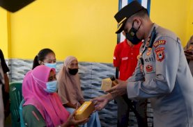 Kapolres Palopo Berikan Hadiah Bagi Peserta Vaksinasi