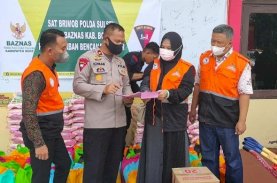 Brimob Bone Terjunkan Pasukan Bantu Korban Gempa di Selayar