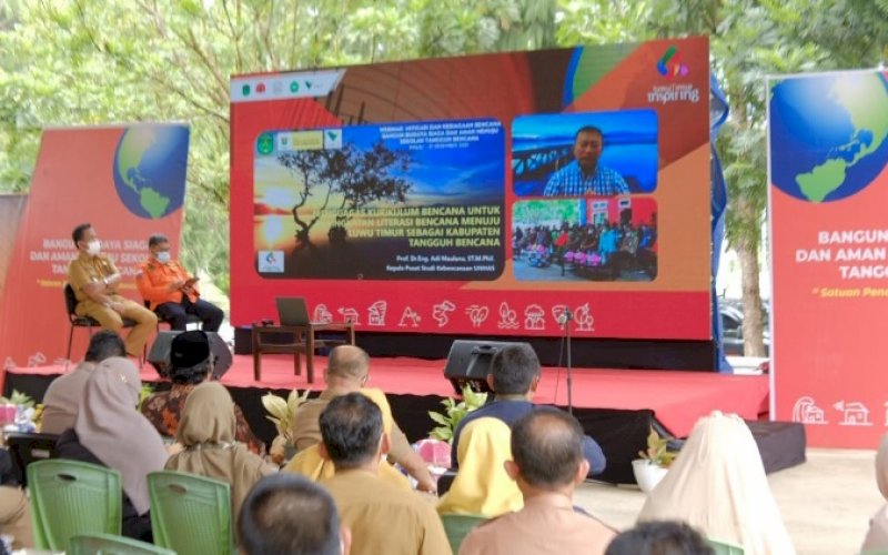 SIAGA BENCANA. PT Vale Indonesia Tbk (PT Vale) mengadakan webinar Mitigasi & Kesiagaan Bencana secara hybrid di Malili, Kabupaten Luwu Timur, Selasa (21/12/2021). foto: istimewa