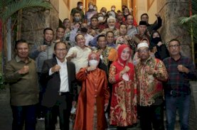 Danny Pomanto Jamu Gubernur Maluku dengan Kuliner Khas Makassar